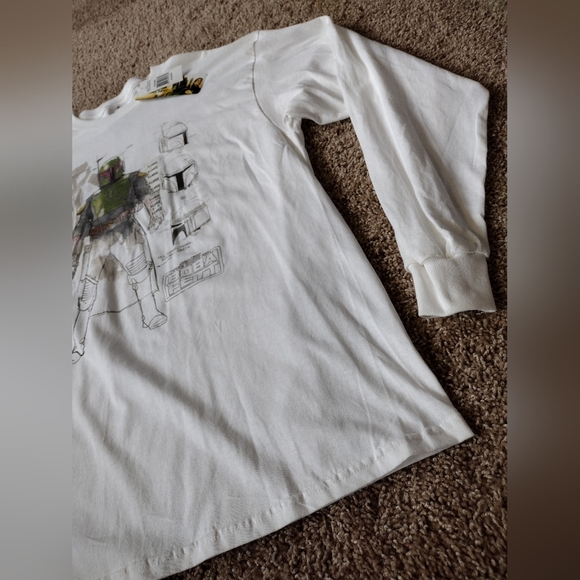 Star Wars Boba Fett Graphic Long Sleeve Shirt NWT - Picture 9 of 9